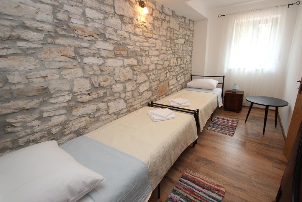 Holiday Home Vinkovic Porec Luaran gambar